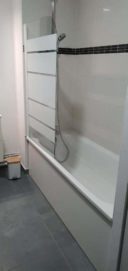 Appartement-Chic Parking Prive Tourcoing Exterior photo